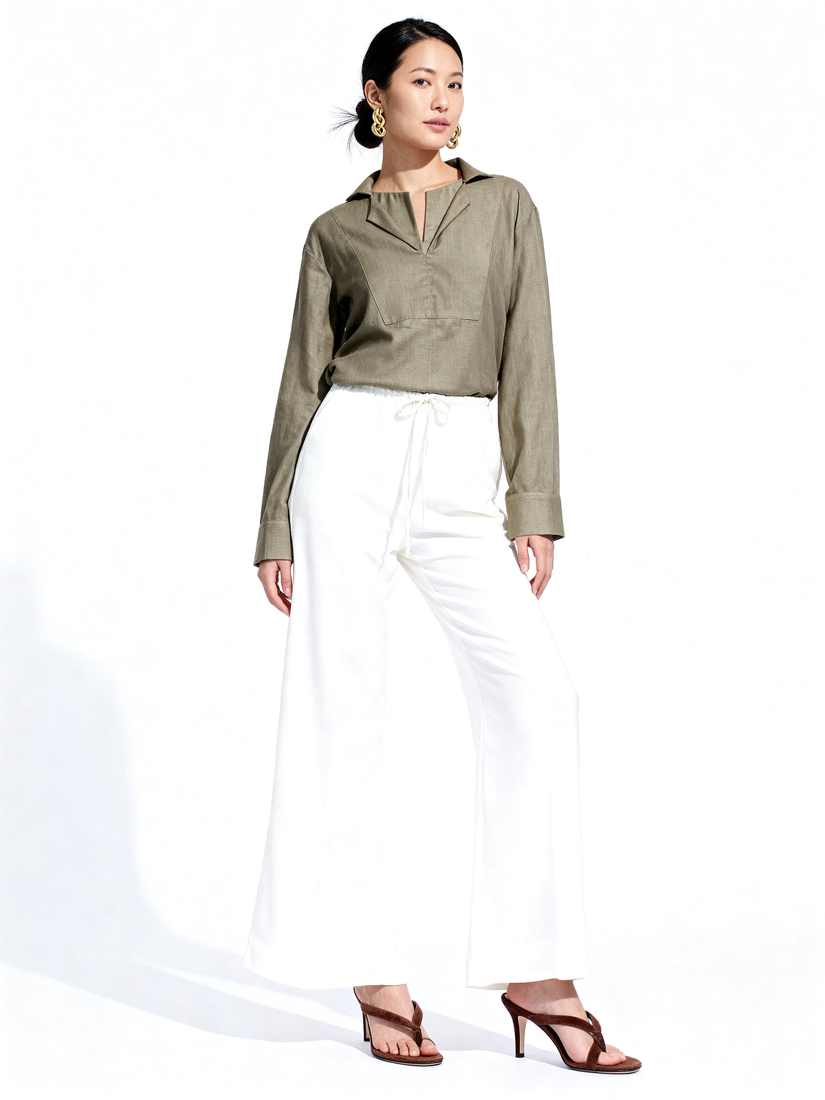 Sabki Olive unisex long-sleeve shirt with layered double collar in olive – view 4
